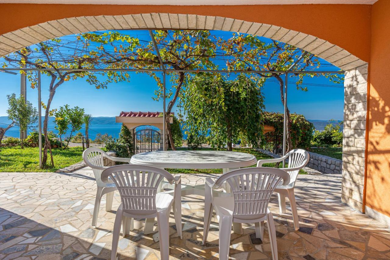 Apartments Francoise Crikvenica Ngoại thất bức ảnh