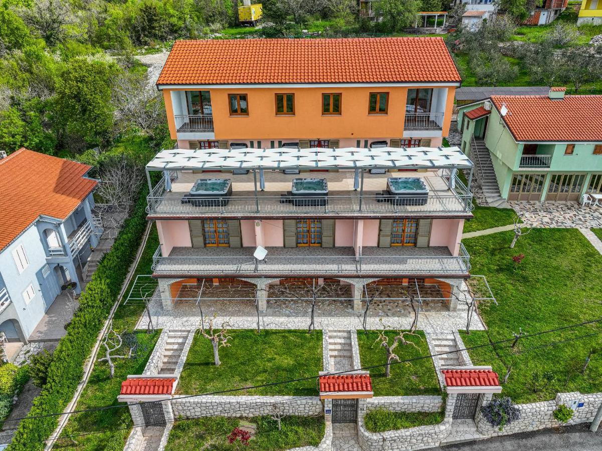 Apartments Francoise Crikvenica Ngoại thất bức ảnh