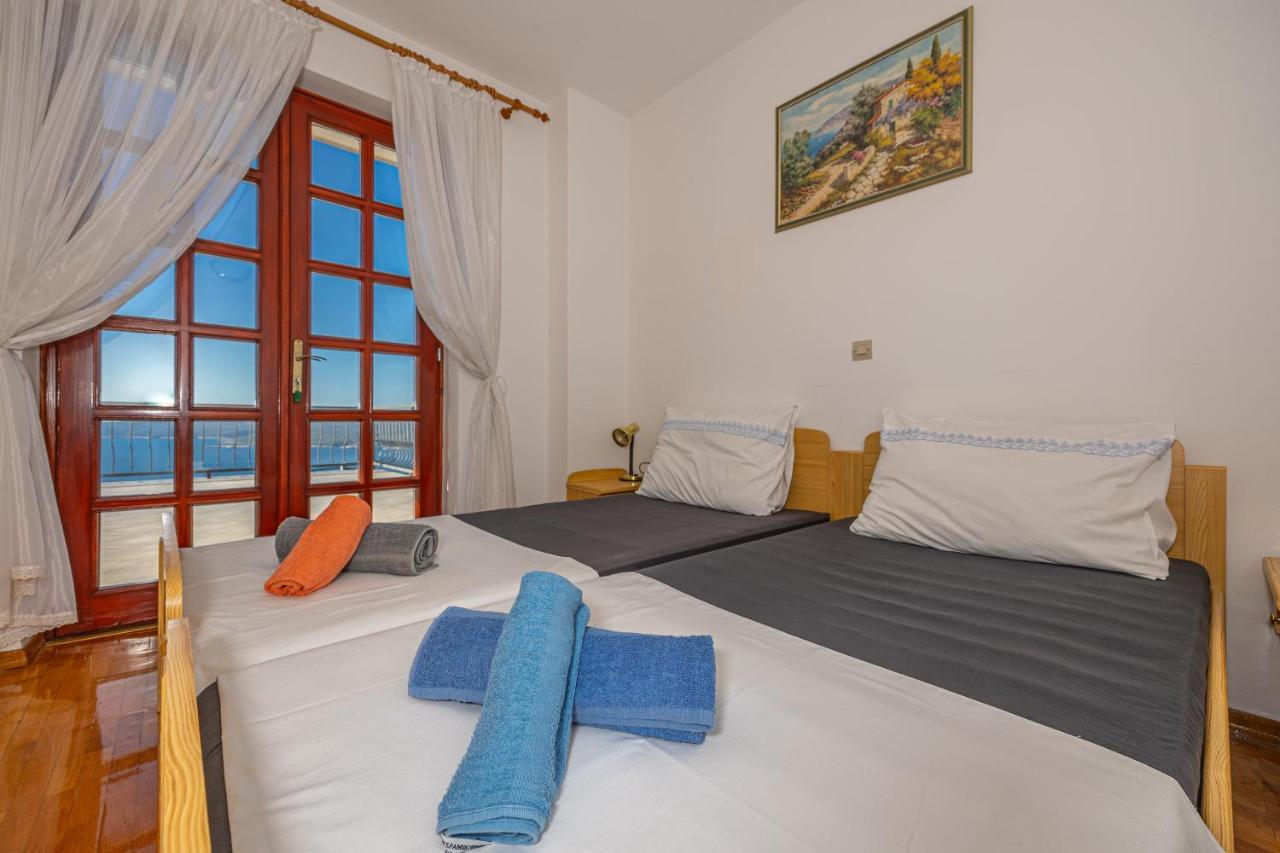 Apartments Francoise Crikvenica Ngoại thất bức ảnh