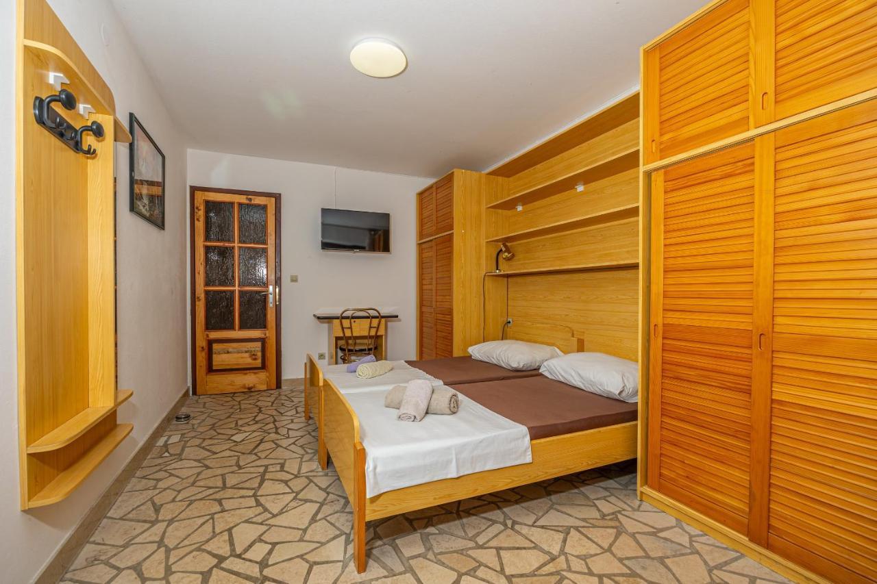 Apartments Francoise Crikvenica Ngoại thất bức ảnh